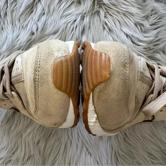 NIKE Air Huarache Run Sneakers in Mushroom Size 8 - Picture 6 of 11